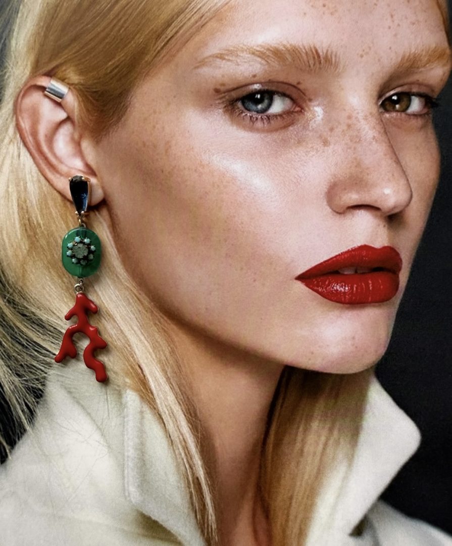 עגילי קולאג׳ בוטני